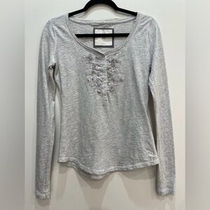 Vintage Abercrombie Y2K Gray Embellished Women's Henley top shirt S